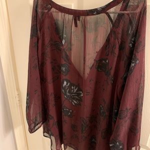 Pretty sheer 2x top